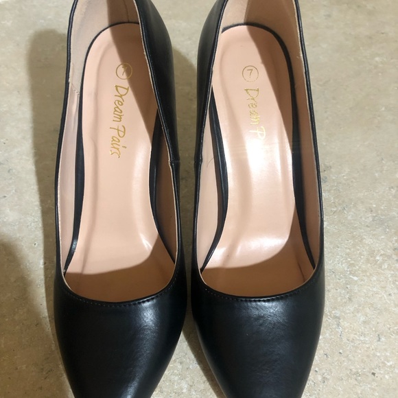 Size 7 - Picture 3 of 7